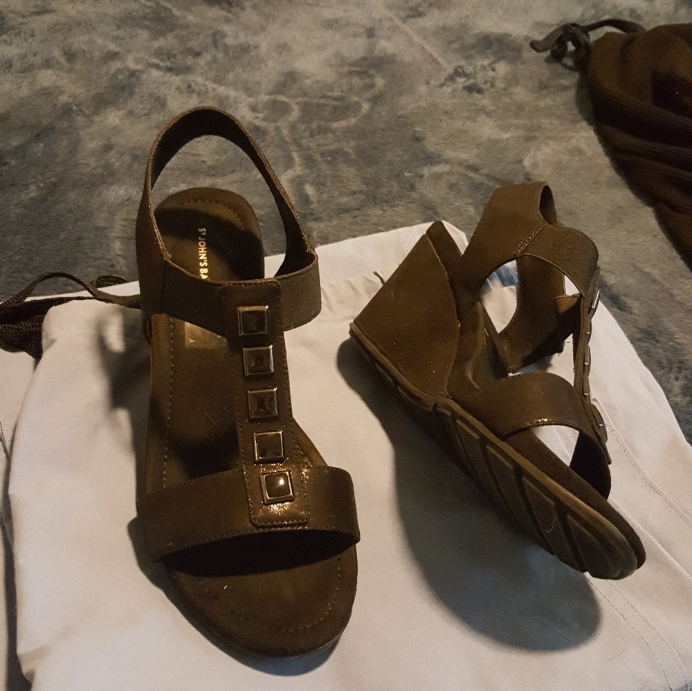 St Johns Bay black sandals